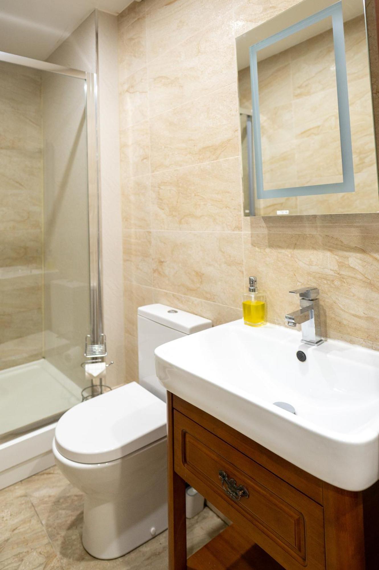 Reef7 - Modern Central Flat, 5 Mins From Beach, Centre And Bournemouth International Centre Buitenkant foto